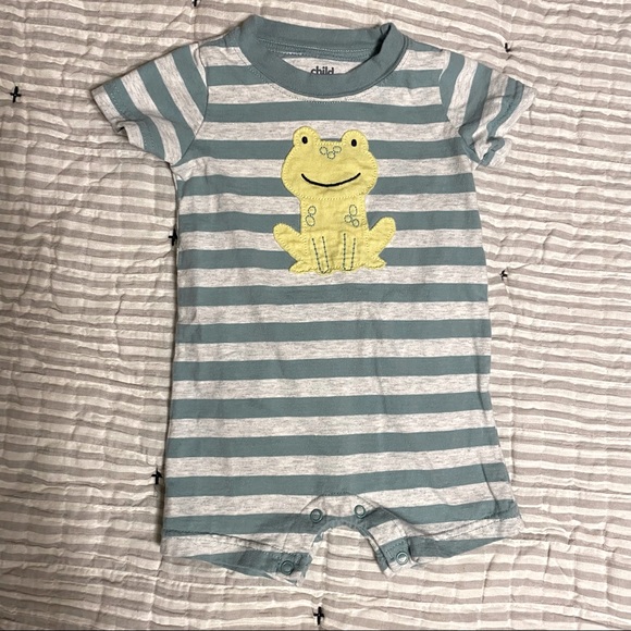 Carter’s Frog Elephant Shortie Romper Set - Picture 3 of 6
